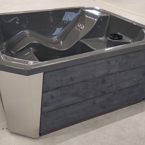 Ciubar jacuzzi din acryl cu incalzire electrica[ECHIPAT COMPLET]