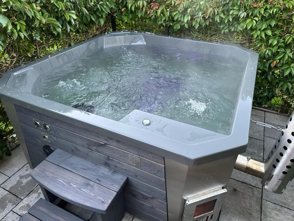 Ciubar jacuzzi din acryl cu soba integrata[ECHIPAT] - imagine 3